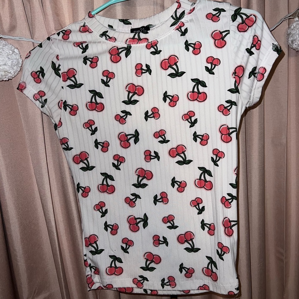 Ribbed Cherry Print Tee